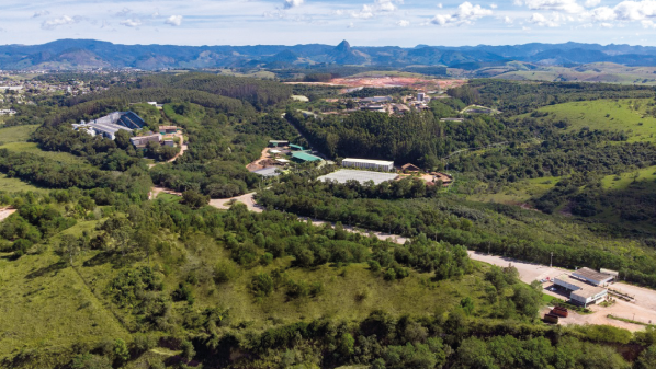 Há mais de 25 anos no mercado, a Marca Ambiental, com sede em Cariacica, oferece solução completa para o gerenciamento e a valorização dos resíduos, com qualidade, segurança e inovação, contribuindo para a preservação do meio ambiente e fomentando a economia circular.